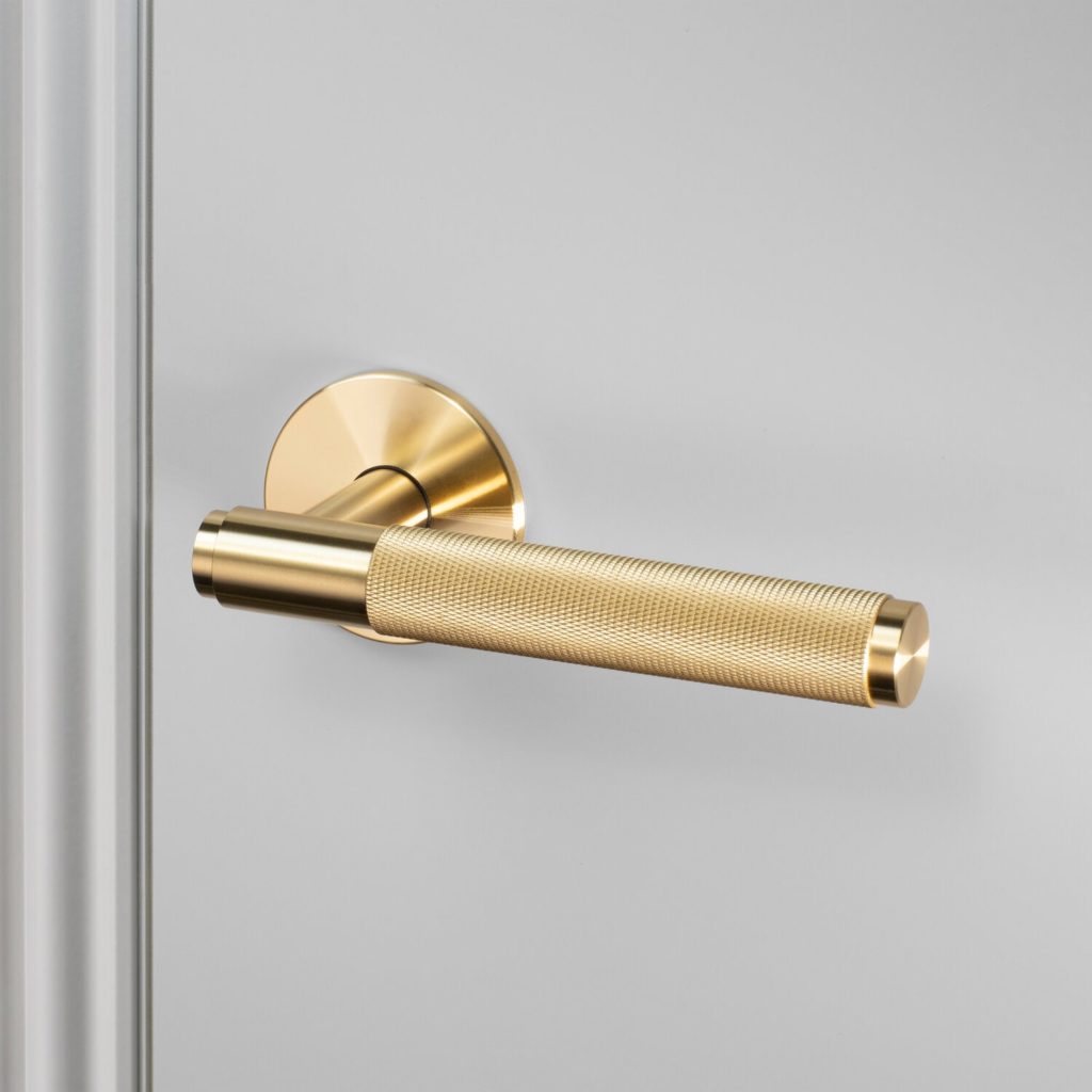 1. Door_Handle_Right_Fixed_Brass-min