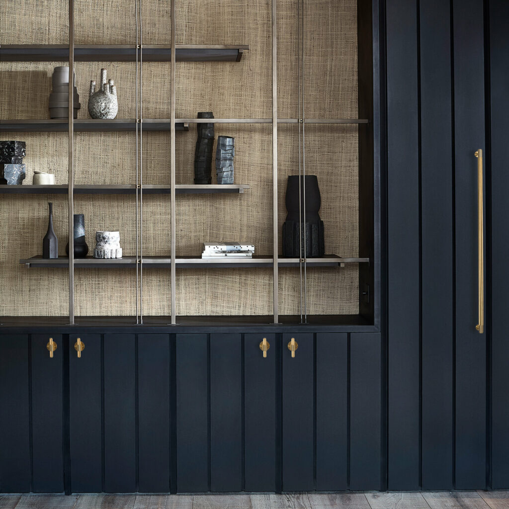 2. T-Bar_Plate_Brass_Lifestyle