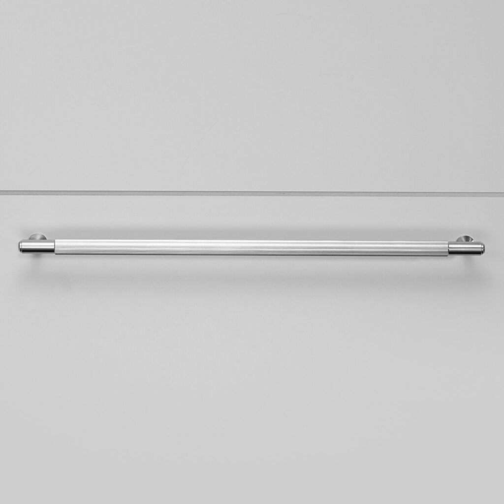 2._Pull_Bar_Large_Linear_Steel_Front