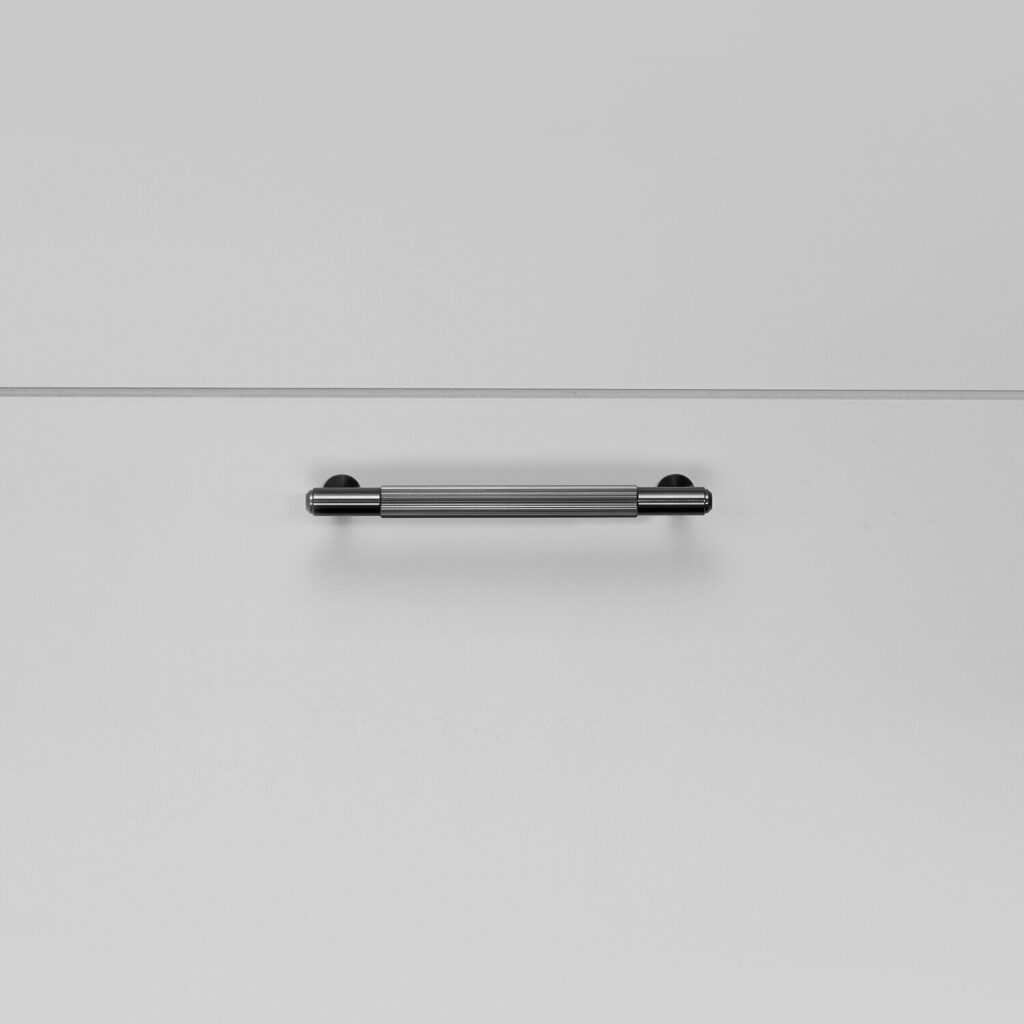 2._Pull_Bar_Small_Linear_Gun_Metal_Front