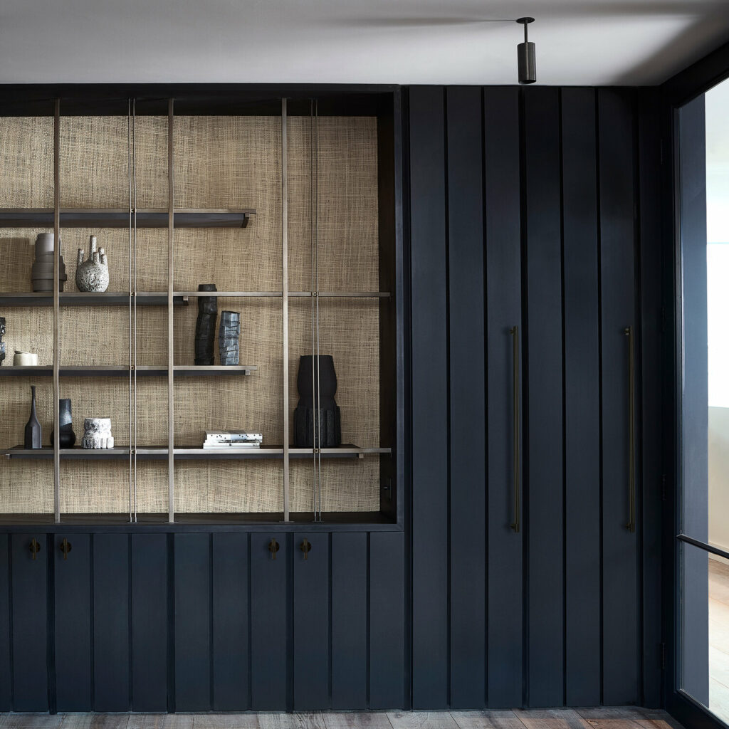 3. Closet_Bar_Smoked-Bronze_Lifestyle-1