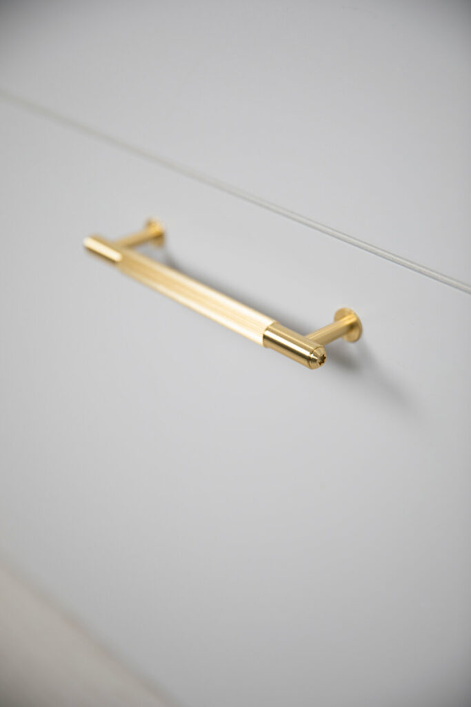 7. Pull-Bar-Plate-Brass-1