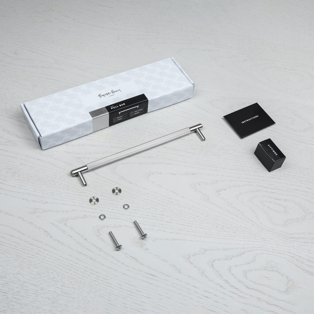 B+P-Pull-Bar-Linear-Unboxing-Medium-Steel-Web-Square