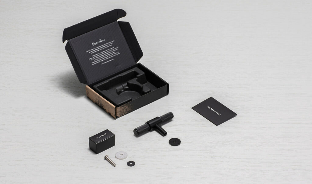 Buster+Punch_TBar-Nude-black-unbox