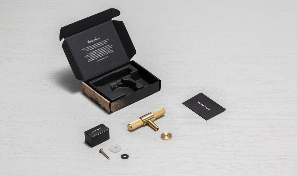 Buster+Punch_TBar-Nude-brass-unbox