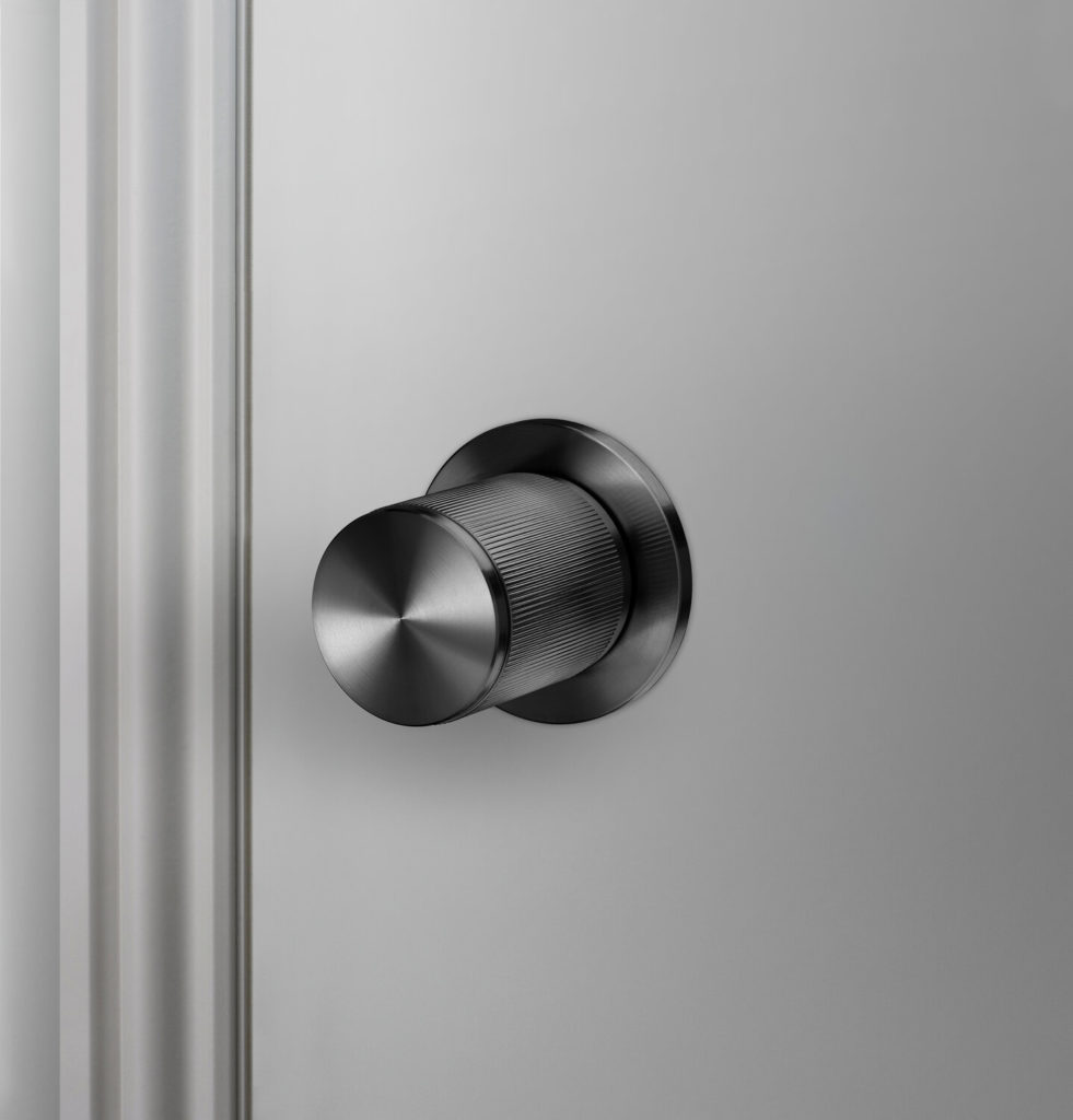 Door-Knob_Fixed+ROW_Linear_Front_Gun_metal_A1_Web_Square