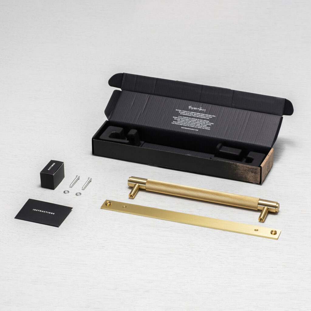 pullbar-medium-plate-brass-square