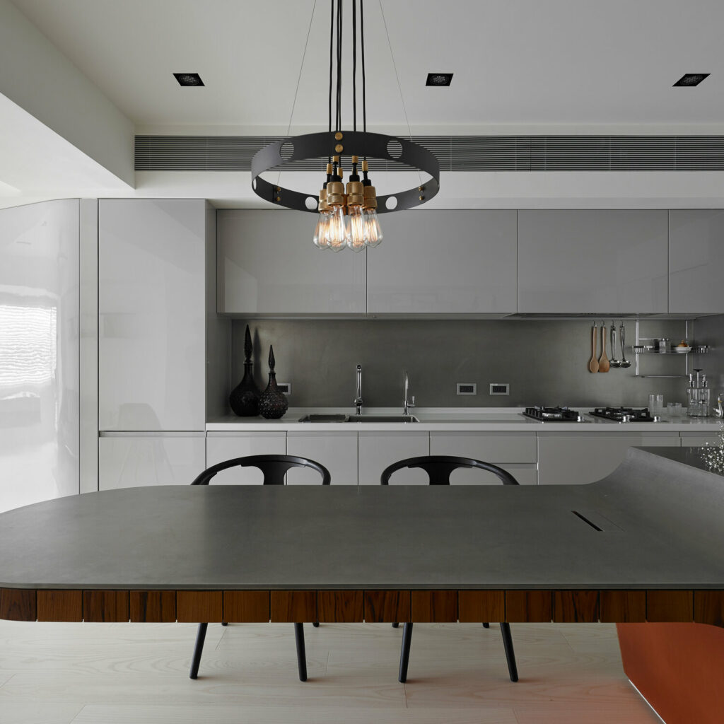 4. Hero_Light_Graphite_Brass_Lifestyle