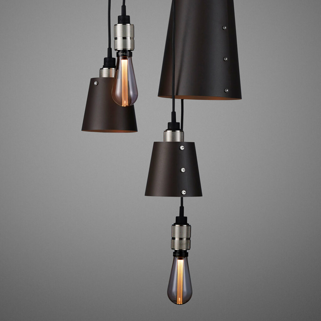 4. Hooked_6.0_Mix_Graphite_Steel_Smoked_Bulb