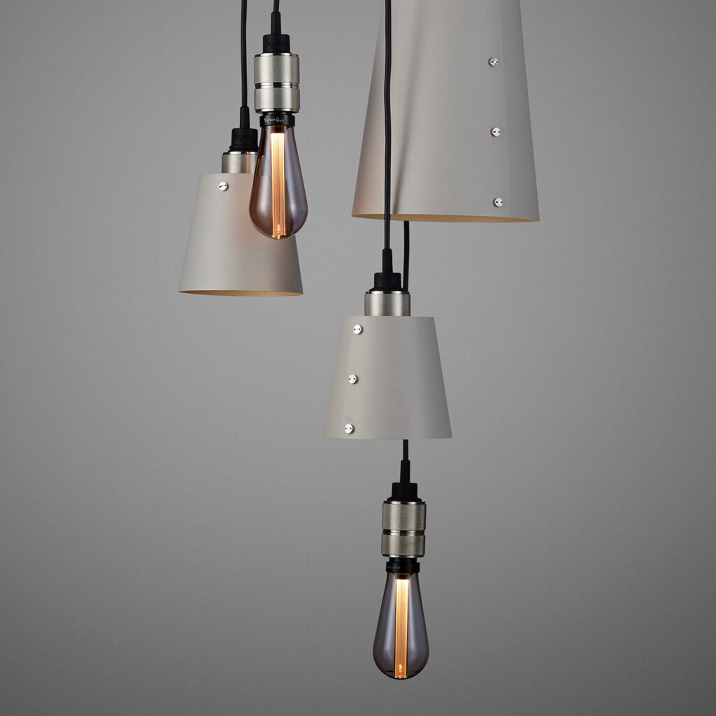 4. Hooked_6.0_Mix_Stone_Steel_Smoked_Bulb