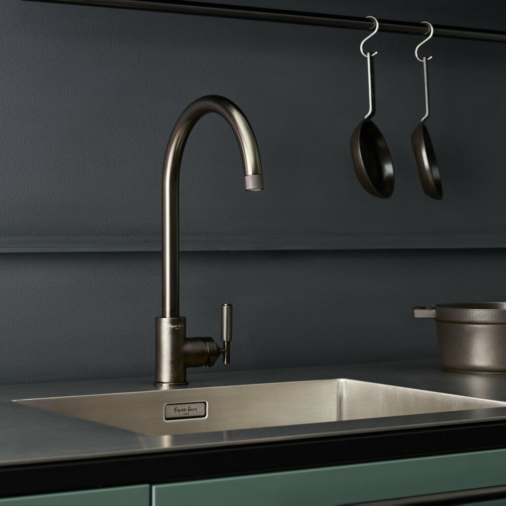BP_Kitchen_Tap_Linear_Gun_Metal_Cross_lifestyle_Web