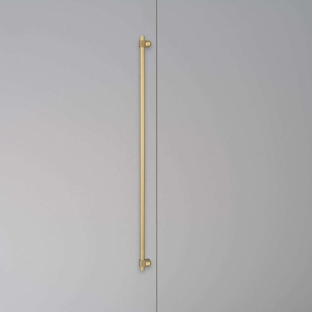 BP_Cast_Closet_Bar_Brass_FE