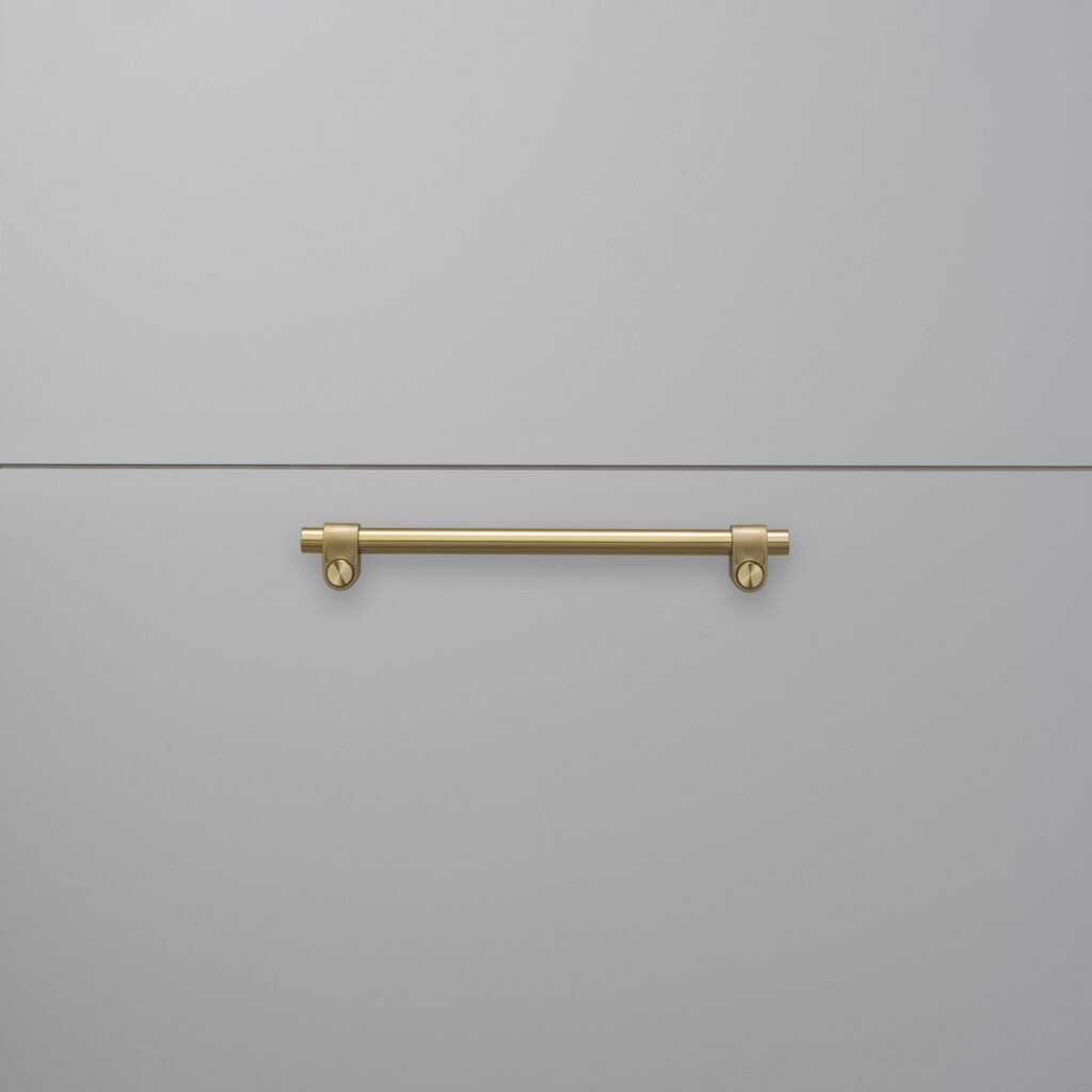 BP_Cast_Single_Pull_Bar_Medium_Brass_FE