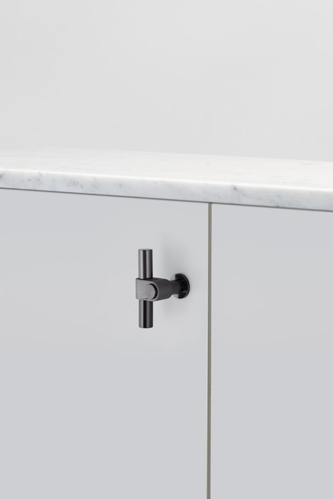 BP_Cast_T-Bar_Gun_Metal_main