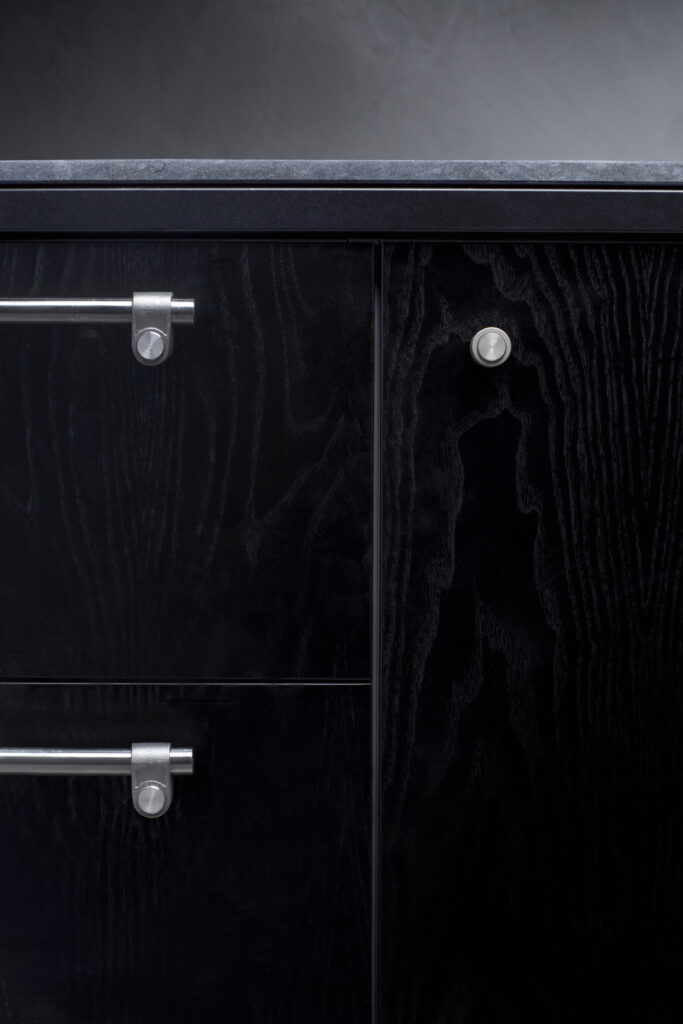 BP_Living_Room_B_Cabinet_LC_21_1