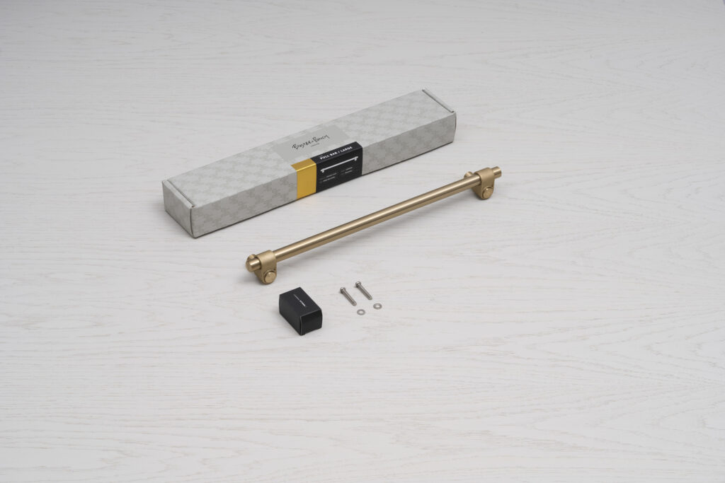 CAST_Pull_Bar_Brass_Large_Unboxing