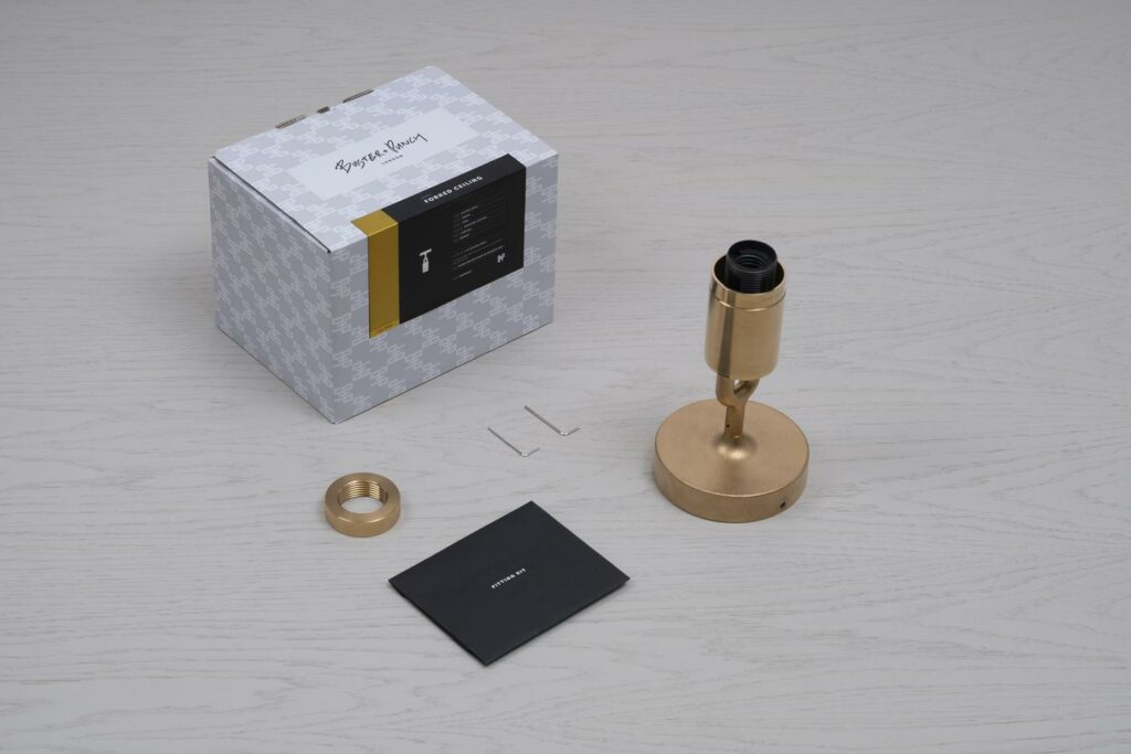 compressed_Forked_Ceiling_Brass_Unboxing_compressed.jpg47