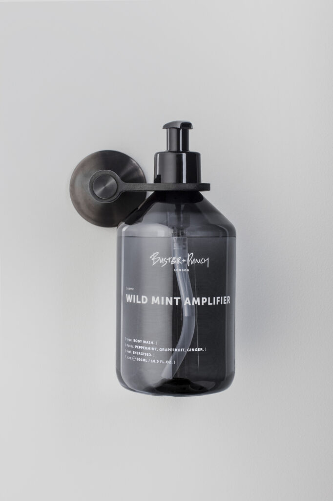 BP_Bathroom_A_Cast_Bottle_Bracket_LC_21