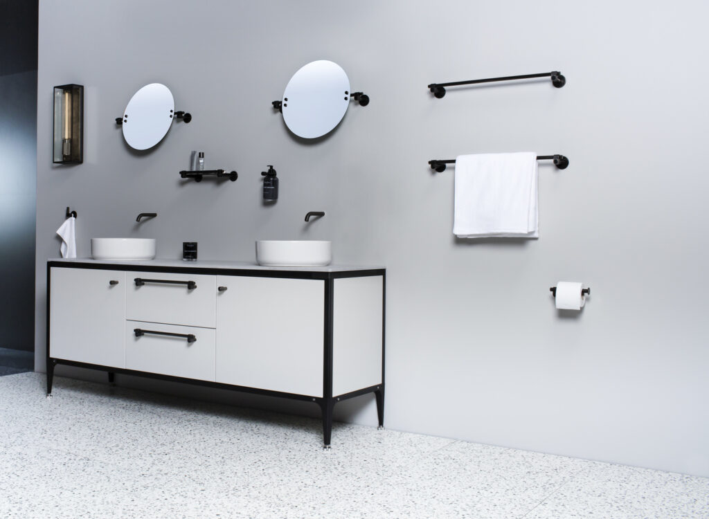 BP_Bathroom_A_LS_21_2