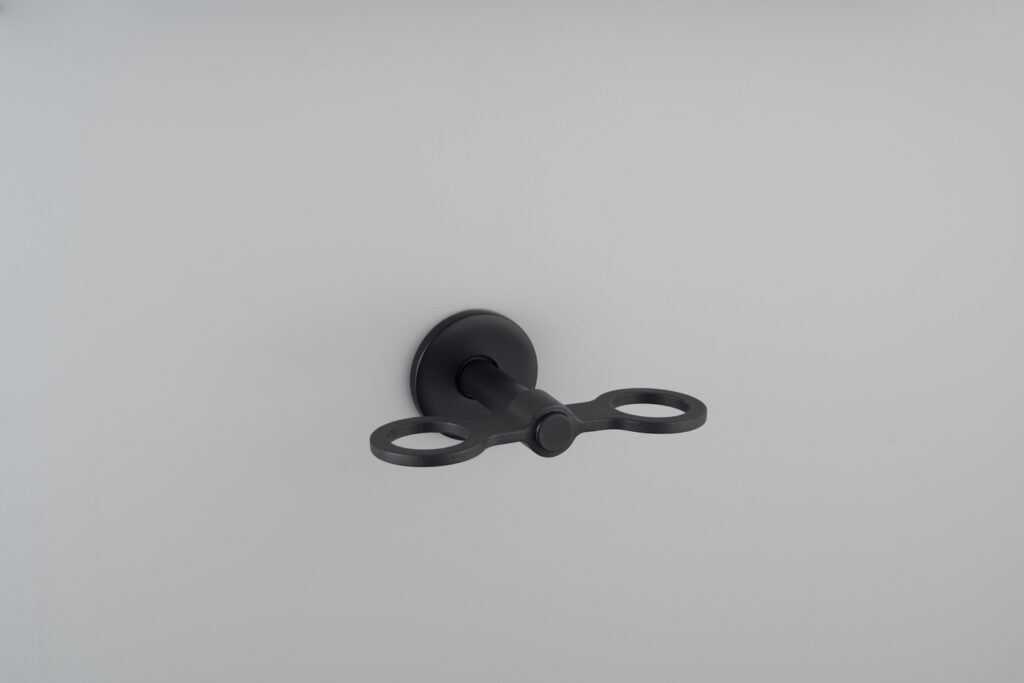 BP_Cast_Soap_Holder_Double_Black_A1