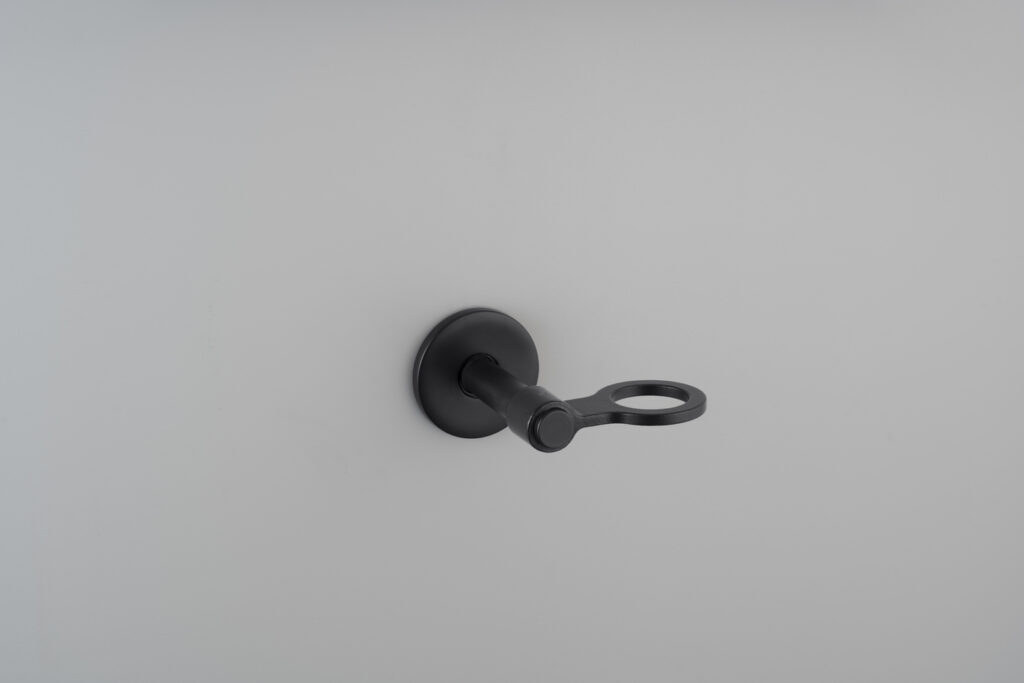 BP_Cast_Soap_Holder_Single_Black_A1