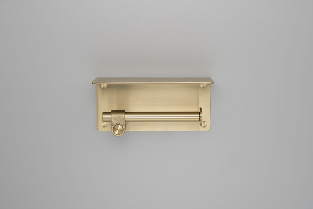 BP_Cast_Toilet_Roll_Holder_Shelf_Brass_FE