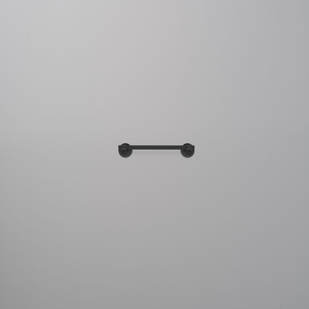 BP_Cast_Towel_Rail_Small_Black_FE