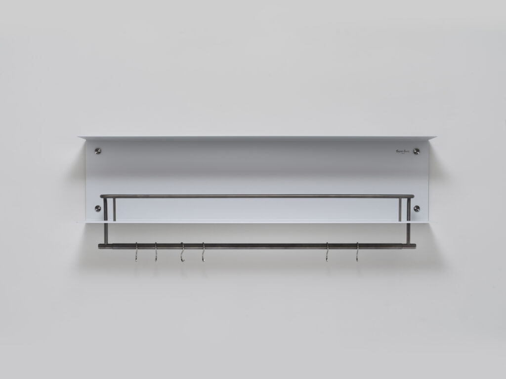 BP_Hanger_Stone_Gunmetal_hires_02