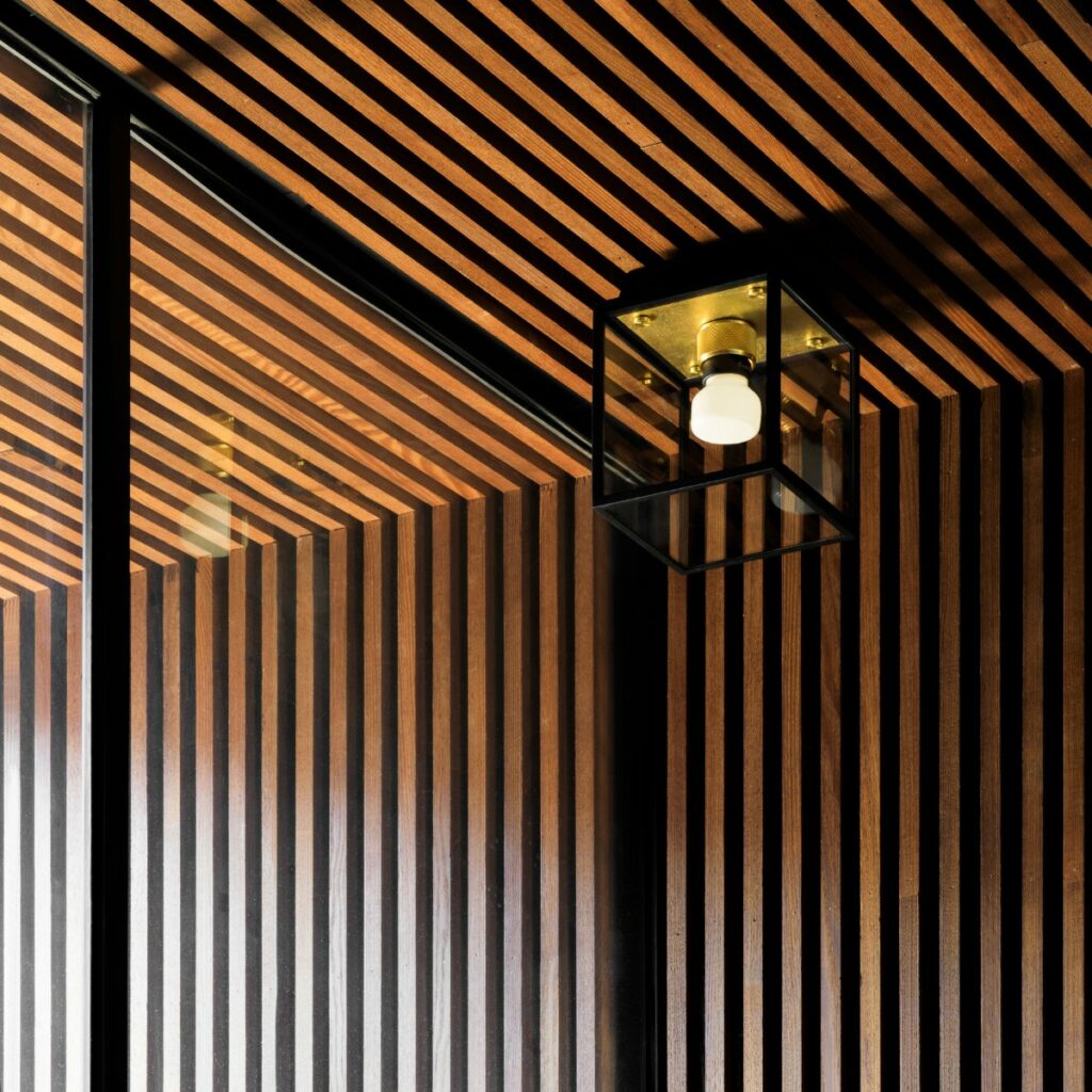 BP_CAGED_Wet_Ceiling_Brass_Pettersvagen_2_Web