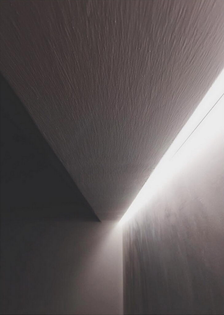 Casa Nuda apartment by MORQ, photo by Giulio Aristide