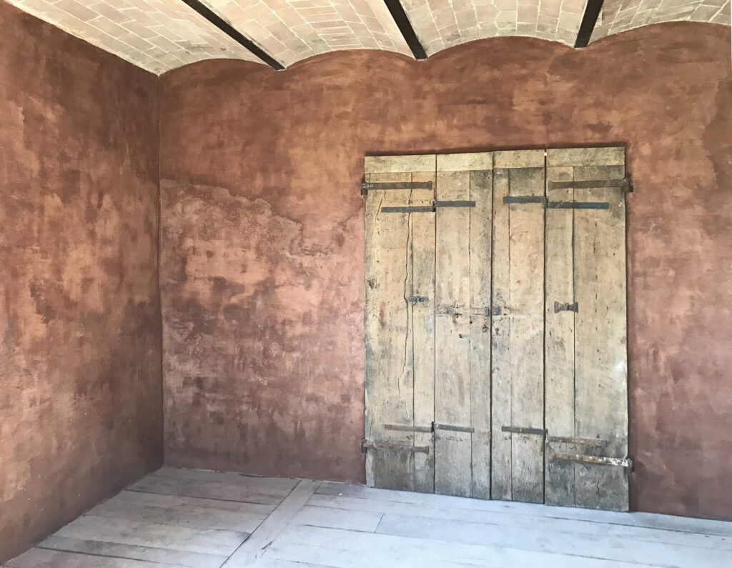 Private residence in Pienza made with TerraVista Wabi Cammeo